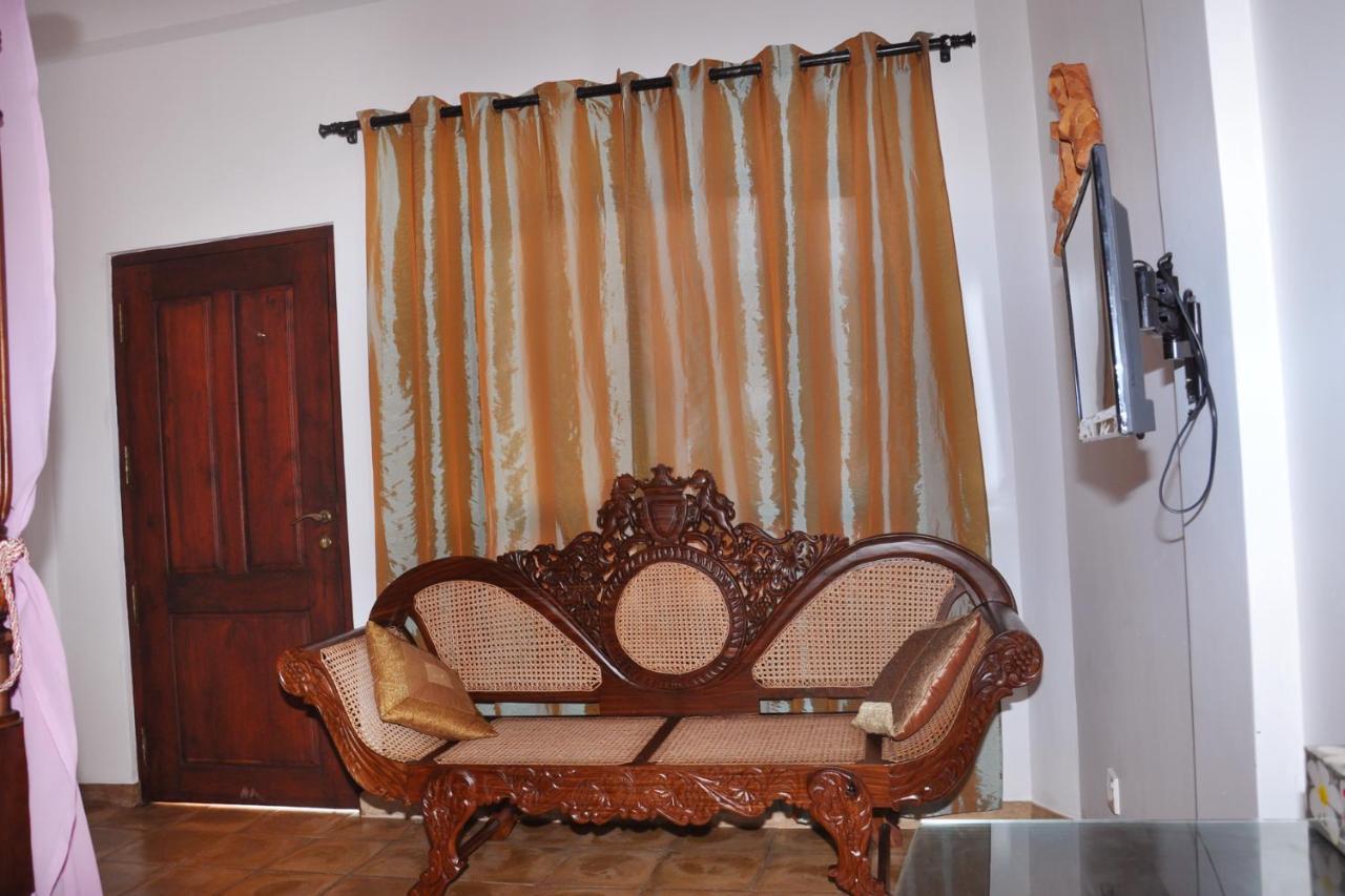Solomon Beach Hotel Маравила Экстерьер фото
