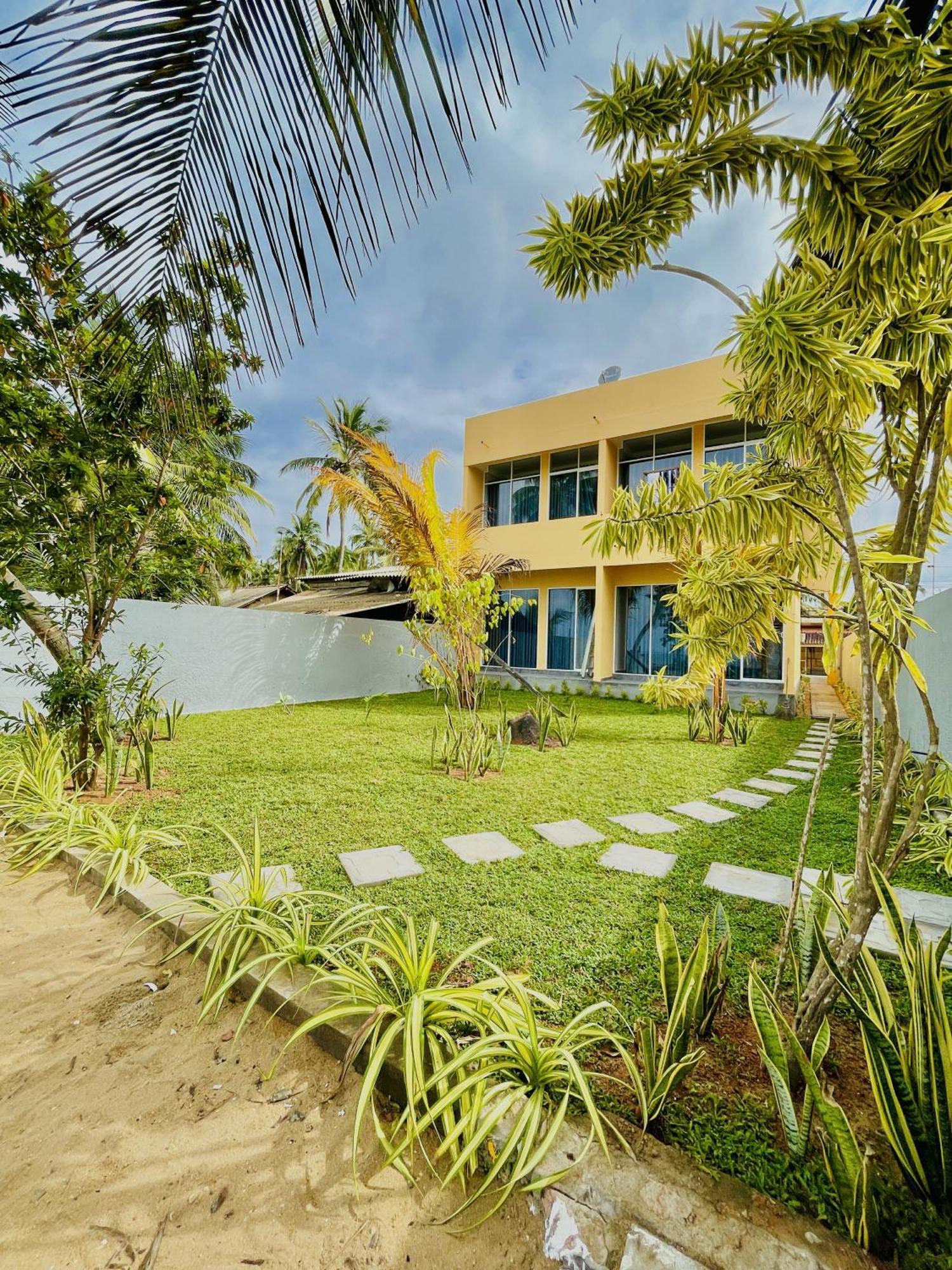 Solomon Beach Hotel Маравила Экстерьер фото