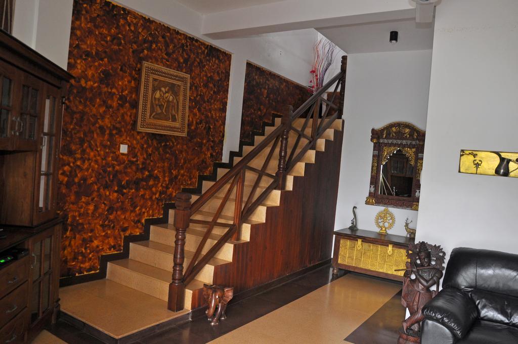 Solomon Beach Hotel Маравила Экстерьер фото